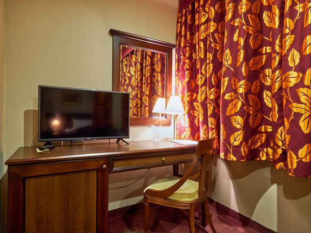 Hotel Yantra - SGL room